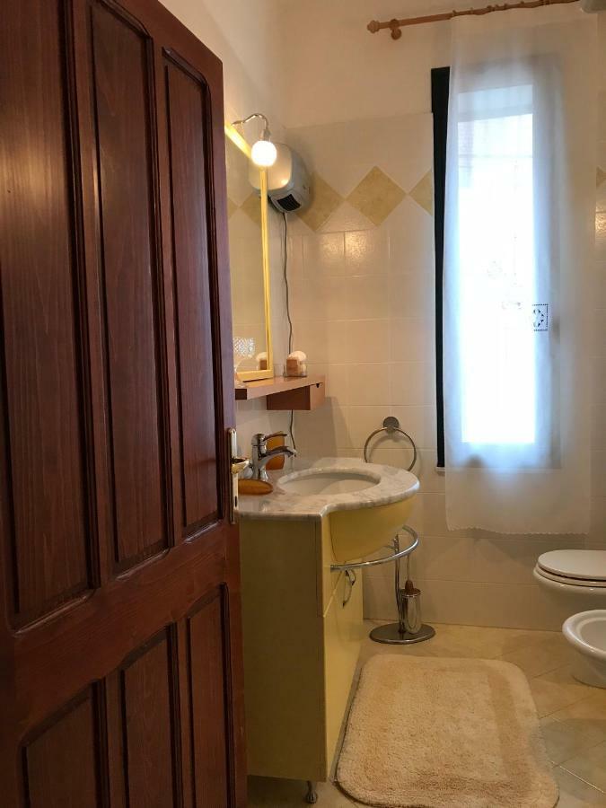 Sardegna Vicino Ad Olbia "La Casa Nel Vicolo" Villa Berchidda Eksteriør billede