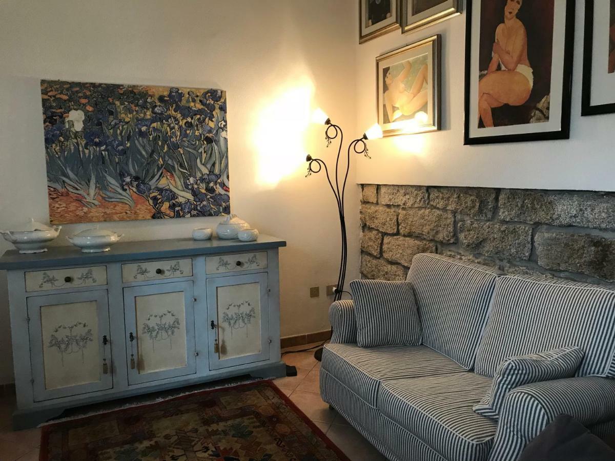 Sardegna Vicino Ad Olbia "La Casa Nel Vicolo" Villa Berchidda Eksteriør billede
